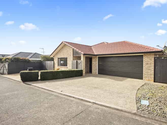 27 Greig Place, Pukekohe