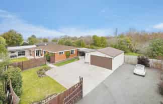 41a Lake Terrace Road, Burwood