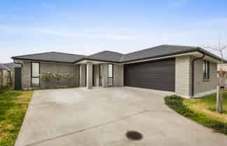 2/10D Clive Road, Katikati