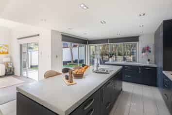 16a Capricorn Place, Browns Bay
