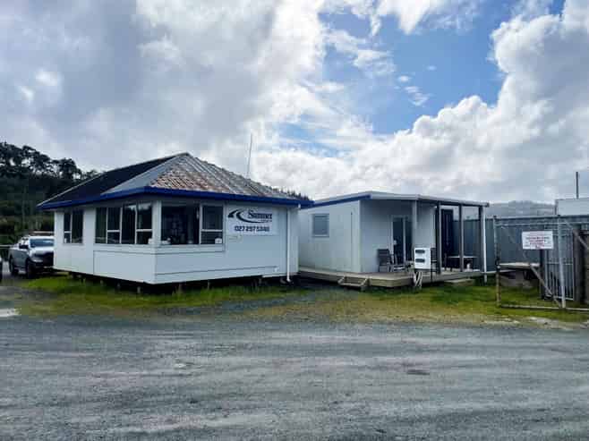 Central and secure yard with office facilities