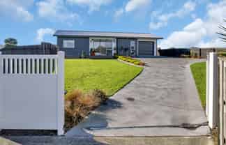 11 Sea Dune Place, Ruakaka