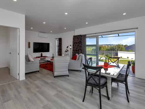 11 Sea Dune Place, Ruakaka