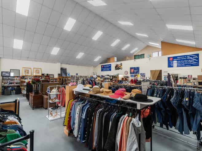 Large retail Cambridge CBD