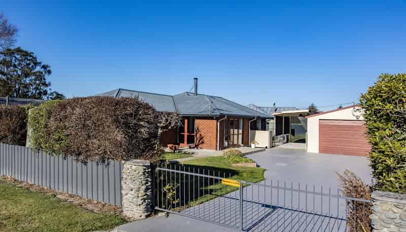 3 Booth Street, Sefton