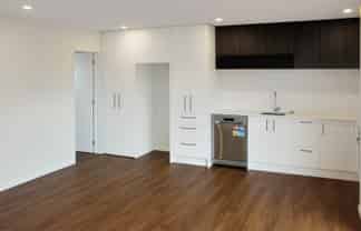 4/107 Mackworth Street, Woolston