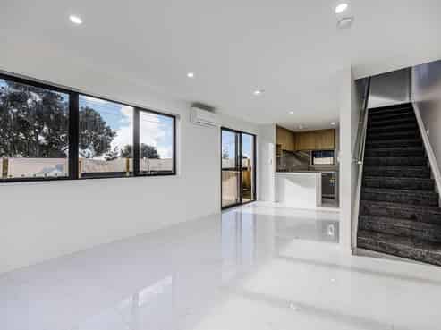 lot d/584 Massey Road, Mangere