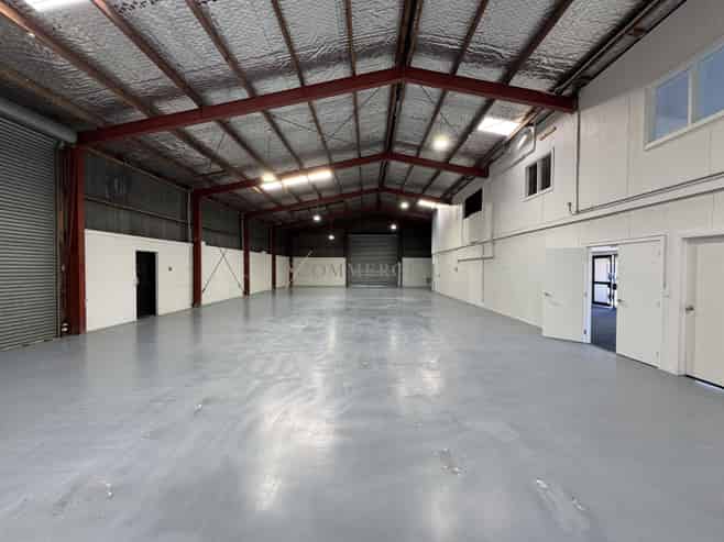Well-Presented 516sqm Industrial Unit 