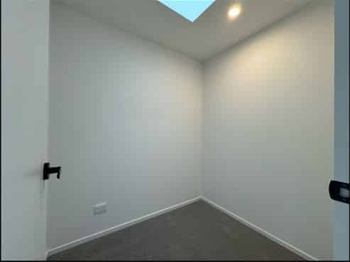 26 Kiato Lane, Flat Bush