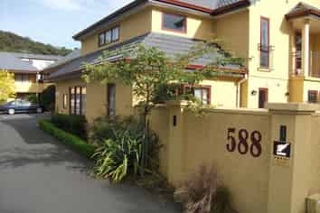 High Profile - 25 Unit Motel in Central Dunedin