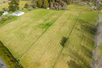 405 Pigeon Valley Road, WAKEFIELD