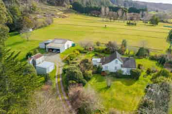 405 Pigeon Valley Road, WAKEFIELD