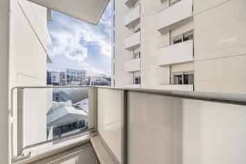 817/74 Taranaki Street, Te Aro