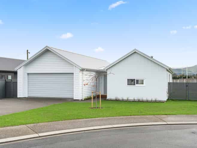 21 Hereford Drive, Carterton