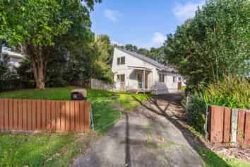 52 Moncrieff Avenue, Clendon Park