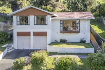 76 Albert Terrace, Saint Martins