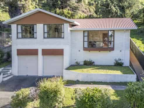 76 Albert Terrace, Saint Martins