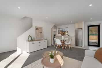 4/8 Matata Place, Christchurch Central