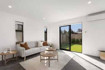4/8 Matata Place, Christchurch Central