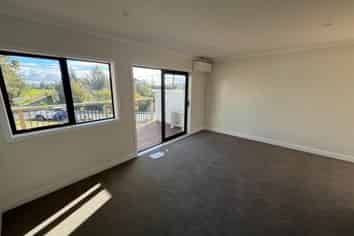 77 Rame Road, Greenhithe