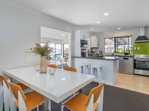 354 Main Road, Tairua