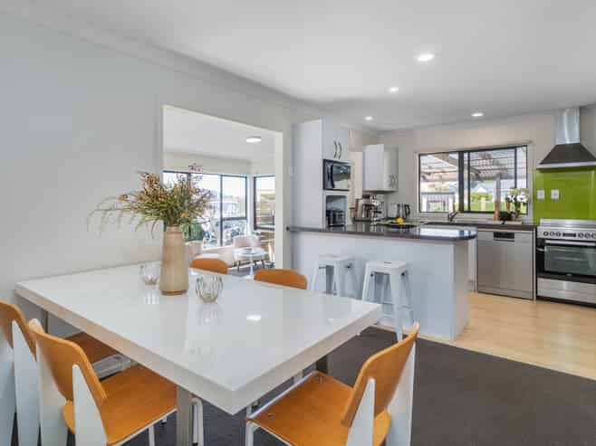 354 Main Road, Tairua