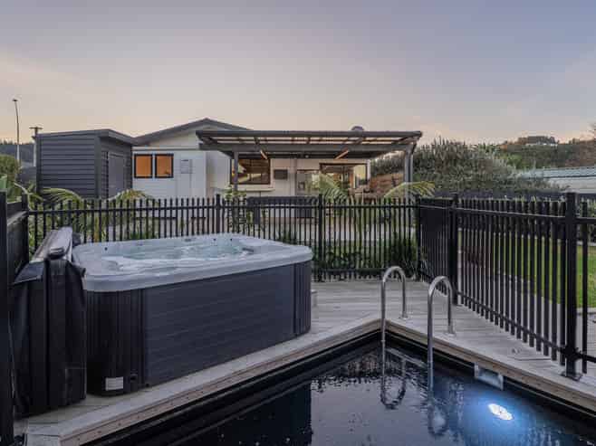 354 Main Road, Tairua