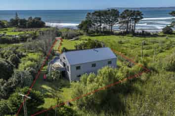 54 Happy Jacks Road, Mahia
