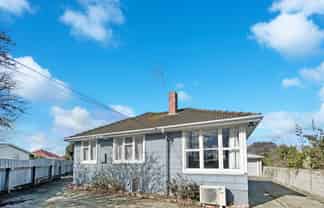 14 Belfast Place, Roslyn