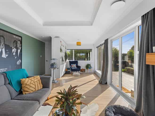 16 Malta Crescent, South New Brighton