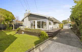 16 Malta Crescent, South New Brighton
