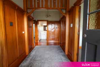21 Thoreau Street, Concord