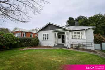 21 Thoreau Street, Concord