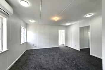 12 Miro Road, Mangere Bridge