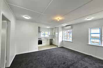 12 Miro Road, Mangere Bridge