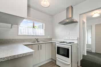 2/138 Hutchinson Avenue, New Lynn