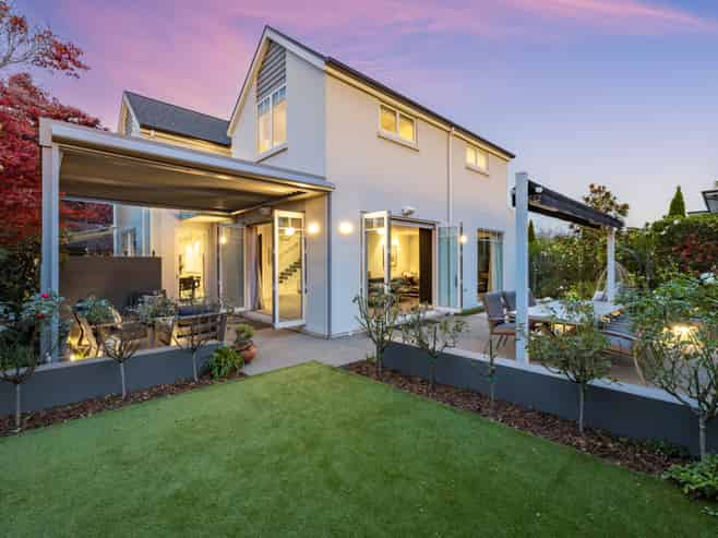 39A McDougall Avenue, Saint Albans