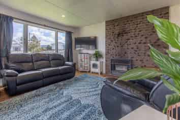 1 Jull Crescent, Waipukurau