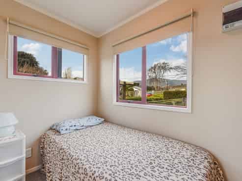 P19/70 Beach Road, Tahunanui