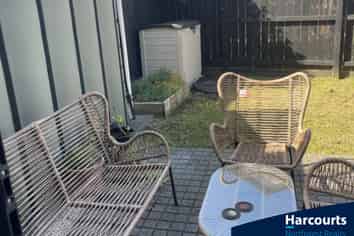 4 Kerewhenua Crescent, Hobsonville