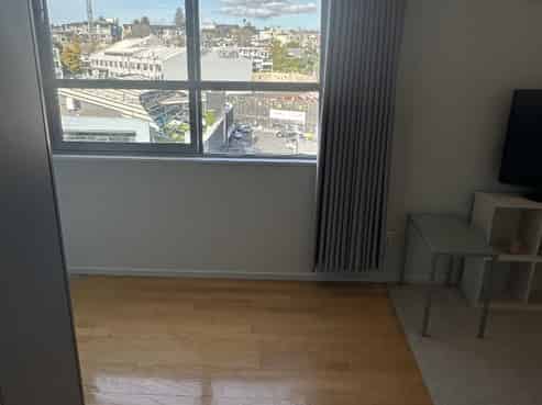 807/86 The Strand, Parnell