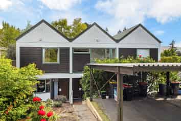 1/111 Balmacewen Road, Maori Hill
