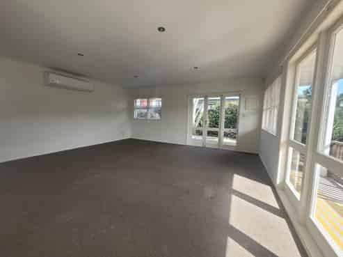 5E Athens Road, Onehunga