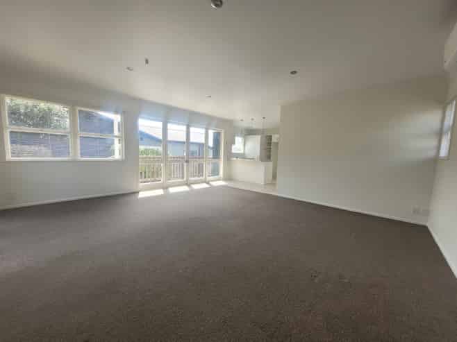 5E Athens Road, Onehunga
