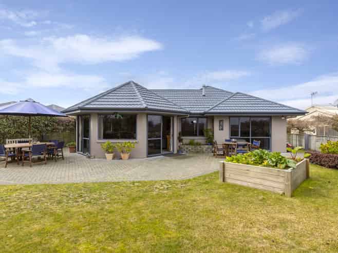 140 Lakewood Drive, Nukuhau