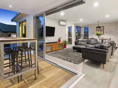 7 Mill Grove, Riverhead