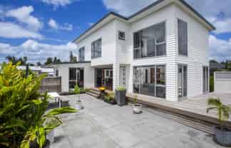 7 Mill Grove, Riverhead