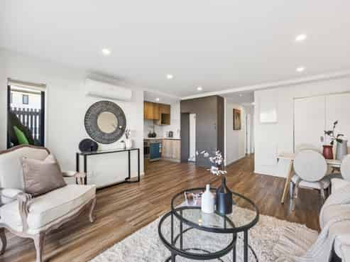 393 Ormistion Road, Flat Bush