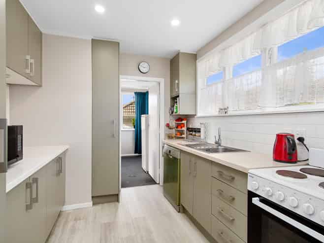 82 Bell Street, Tawa