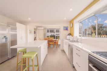 2 Charlesworth Street, Woolston